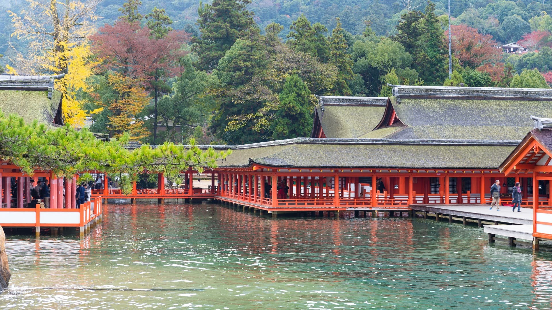 厳島神社について｜歴史や概要を詳しく解説